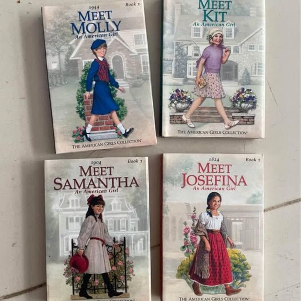 2001 The American Girls Collection Mini 3" Books set of 4